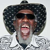 Portrait promotionnel de Robert Finley. L'artiste s'est produit sur la scène de la Confluence le mercredi 8 octobre 2025.
