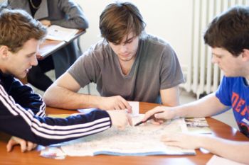 Info Cours de langues et ateliers: